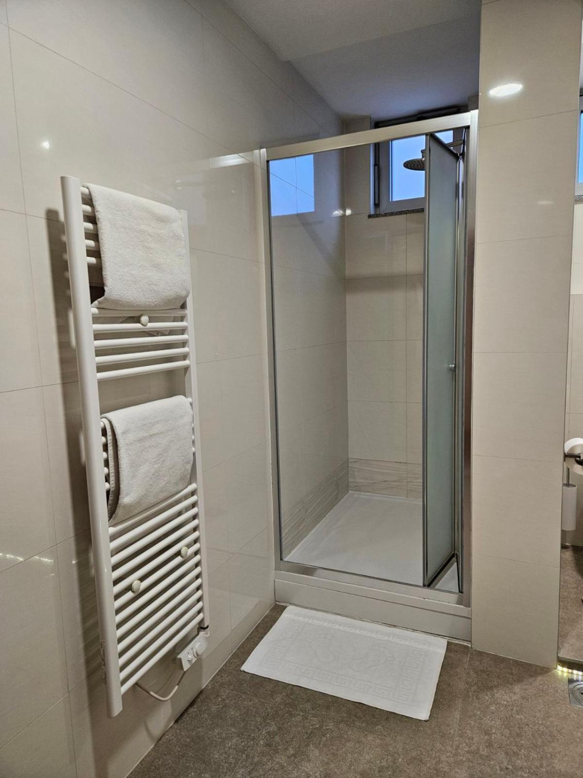 Apartman Centar Bulevar Ex Sa Garazom Banja Luka Exterior photo
